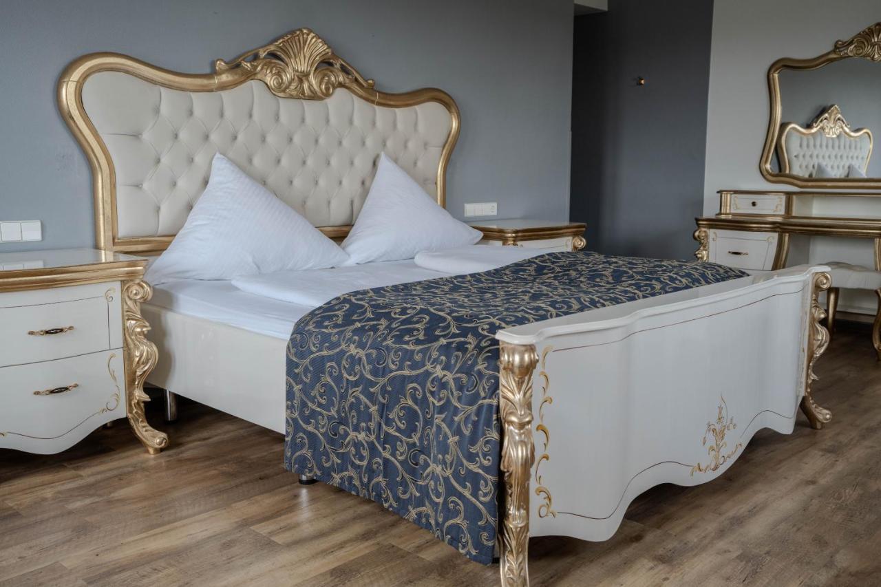 Eventlocation & Schloss Neuburg Hotel